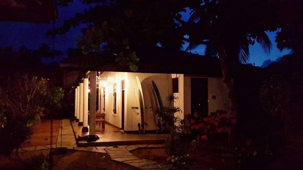 The Danish Villa Resort Baie d'Arugam Extérieur photo