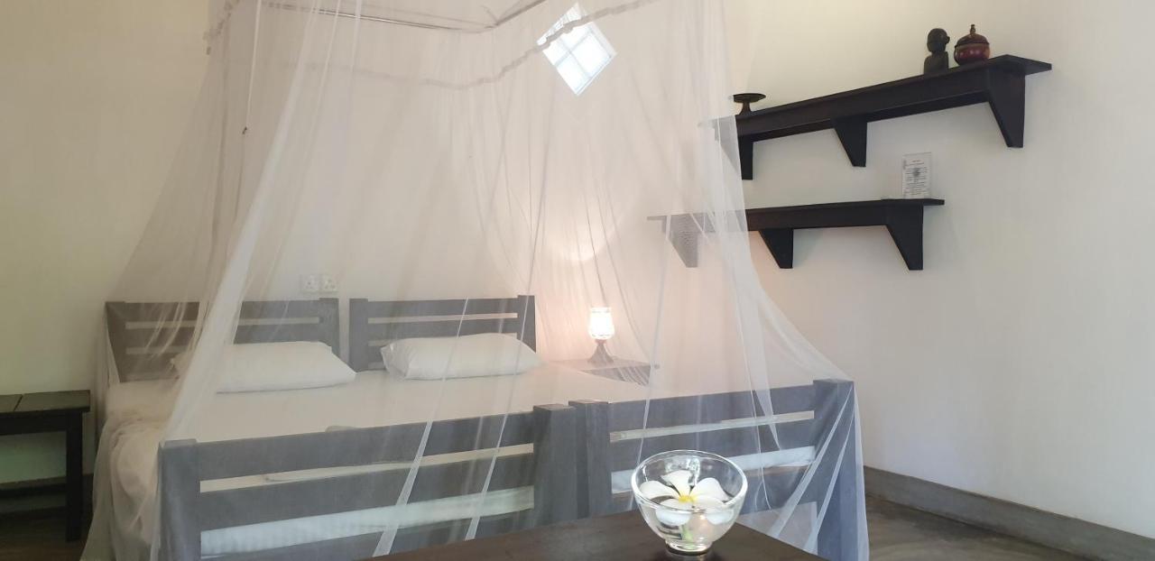 The Danish Villa Resort Baie d'Arugam Extérieur photo